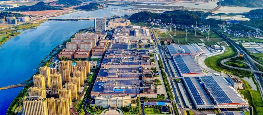 寧德鋰電新能源景區(qū)。李民雄攝